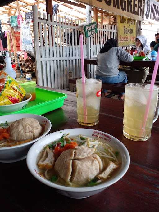 Mie Ayam & Bakso Ndoro Dongker 4