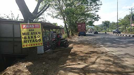 Mie Ayam Bakso Sedunia 4