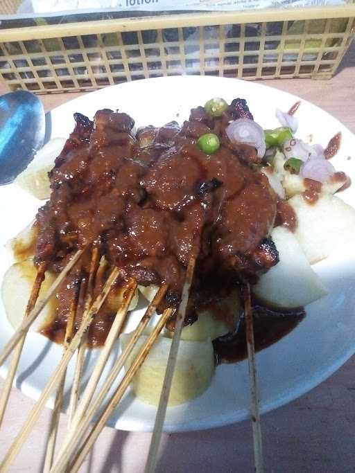 Sate Cak Aji (Sate Madura) 6