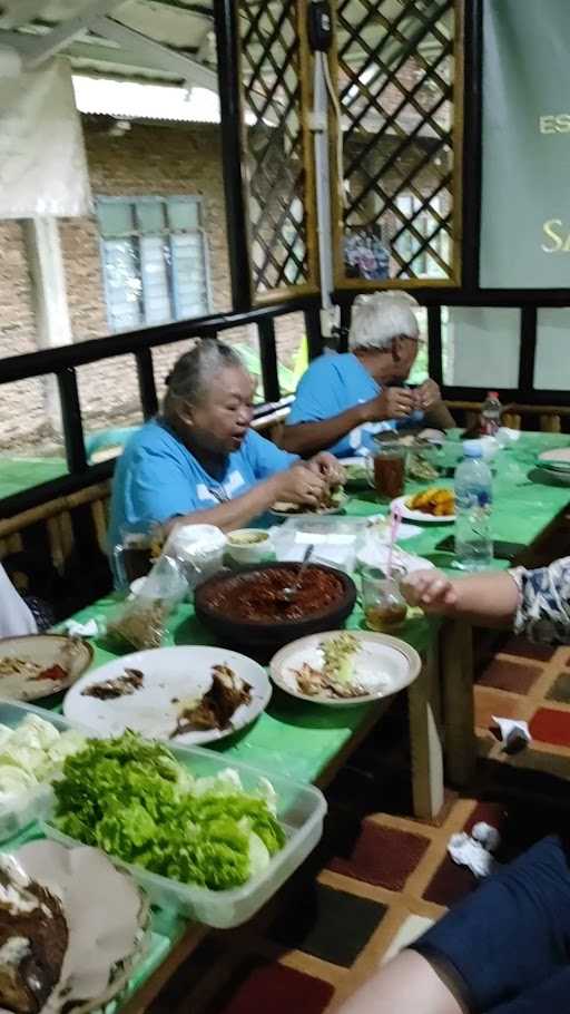 Saung Banana Agsa Garden 5