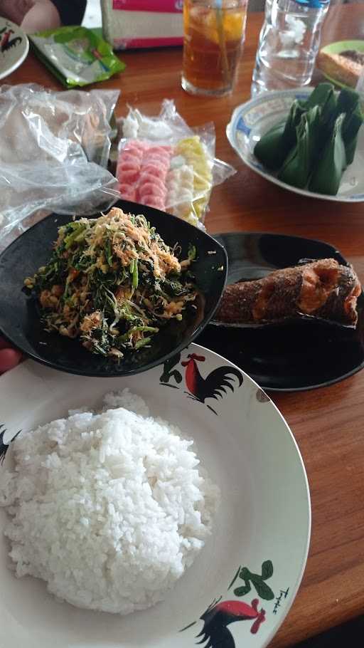 Warung Gudangan Bu Masitoh 9