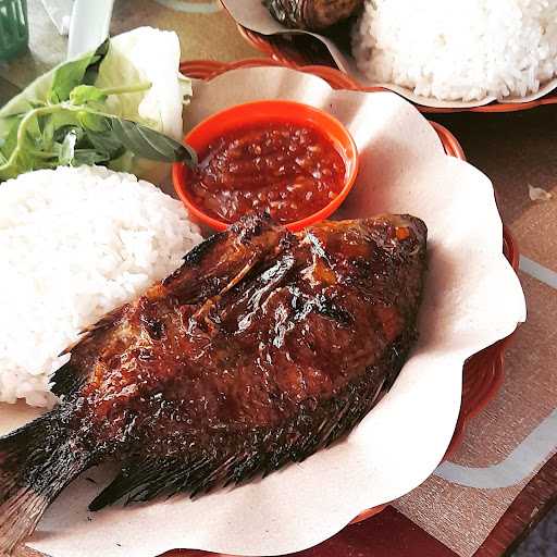 Ikan Bakar Uzumakiudin Sumurup 9