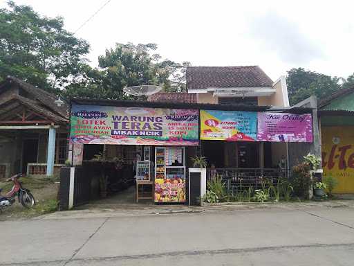 Warung Teras Mbak Ncik 9