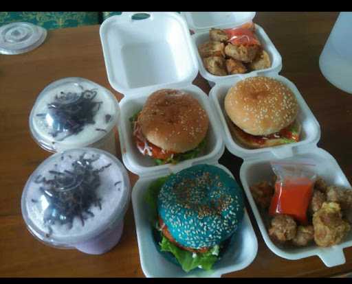 Fitri Burger 4