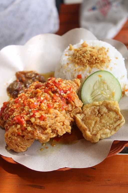 Ayam Goreng Nelongso 10