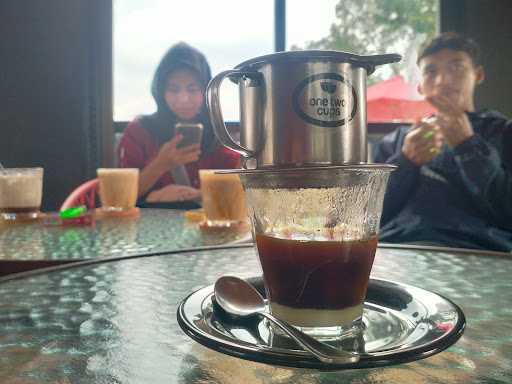 Kachi Coffee & Resto 9