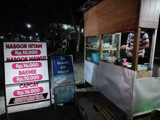 Nasi Goreng Hitam Gunung Kembar 7