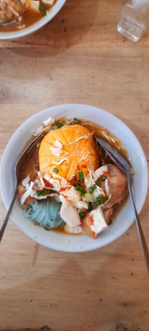 Warung Bakso Cak Tri 8