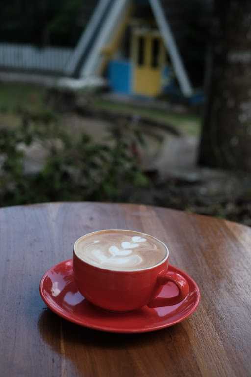 Rumah Matahari Cafe 1