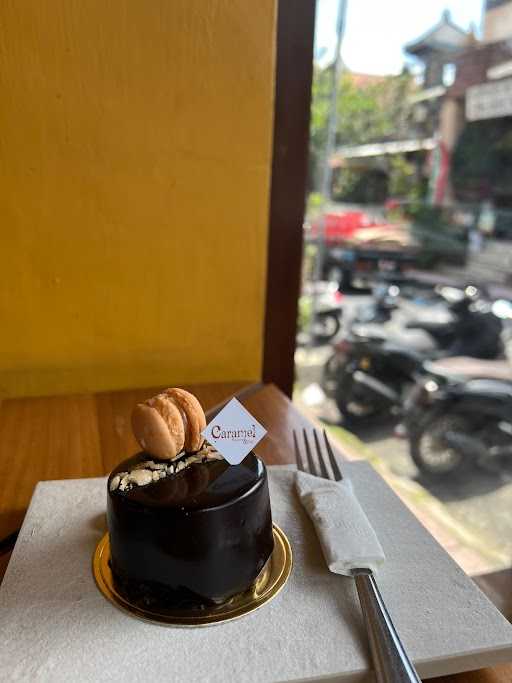 Caramel Patisserie & Cafe 3