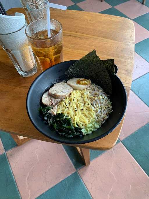 Charma Coffee & Ramen 1