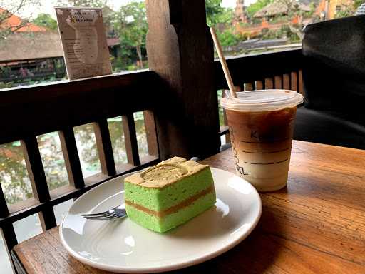 Starbucks - Ubud 2