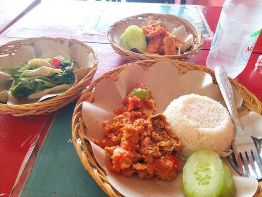 Ayam Geprek Madagaskar Ubud 7