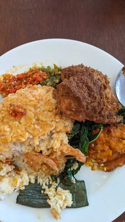 Rumah Makan Masakan Padang Pitopang Jaya 6