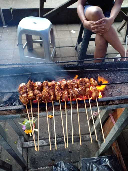 Sate Babi Ambyarr 3