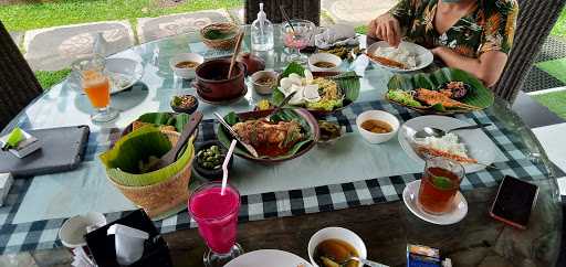 Sawah Indah Resto Ubud 9