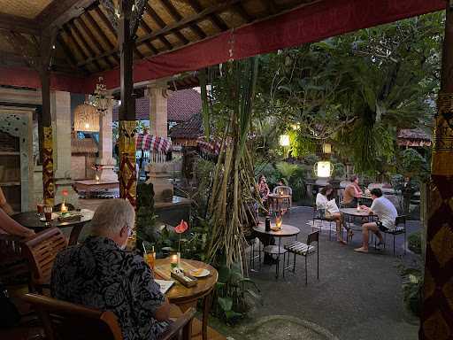 Warung Gauri 10