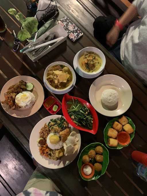 Warung Mangga Madu 5