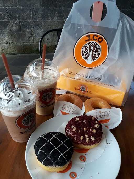 J.Co Ubertos 5