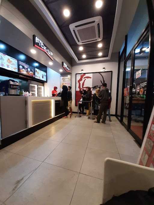 KFC - Ujung Berung Town Square 8