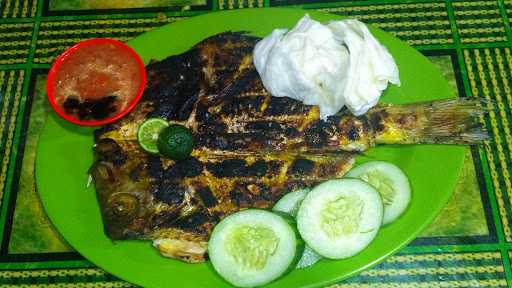 Mas Wahyu Ikan Laut&Ayam Bakar 10