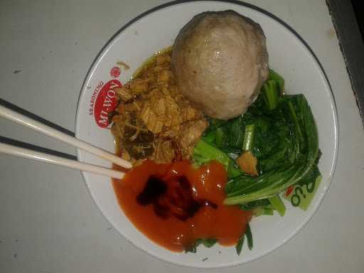 Mie Bakso Goyang Lidah H.M. Yanto 7