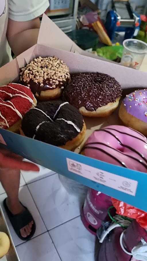 Cleo Donat 24 Jam 5