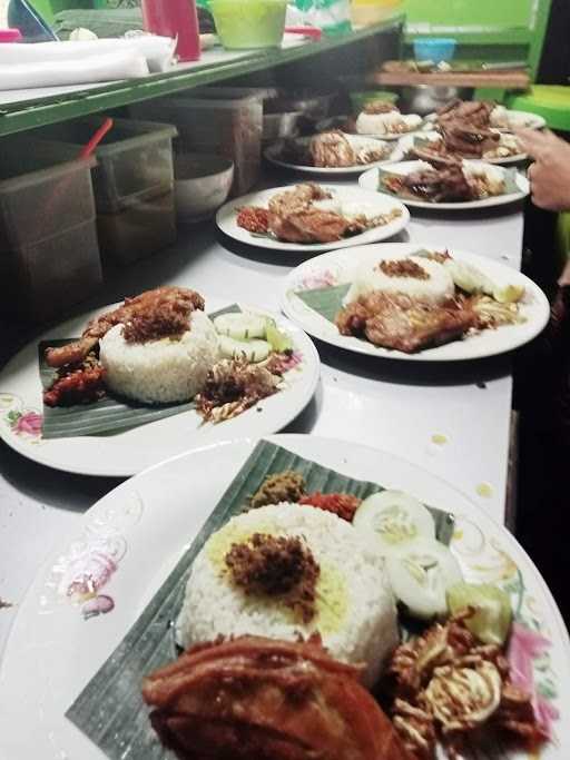 Bebek & Ayam Goreng Puja Raisya 3