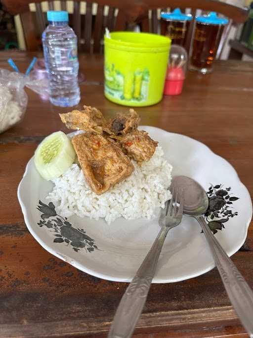 Warung Ayam Pedas Bu Tun 3