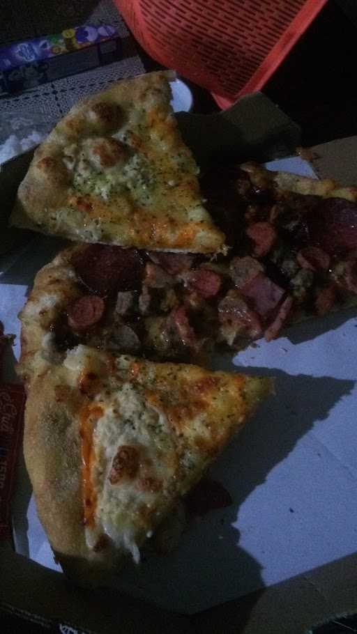 Domino'S Pizza 4