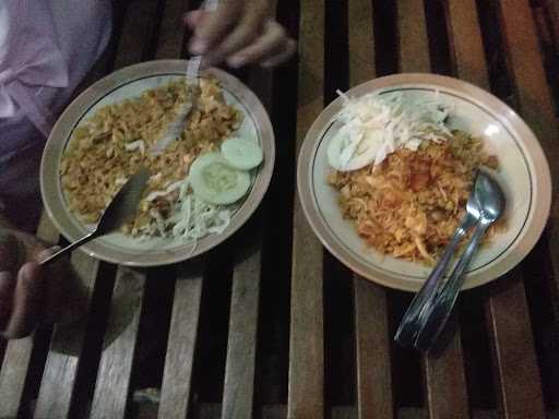 Nasi Goreng Bu Slamet 6