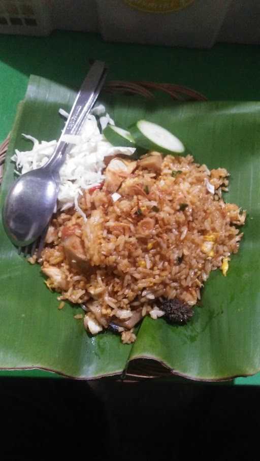 Nasi Goreng Bu Slamet 9