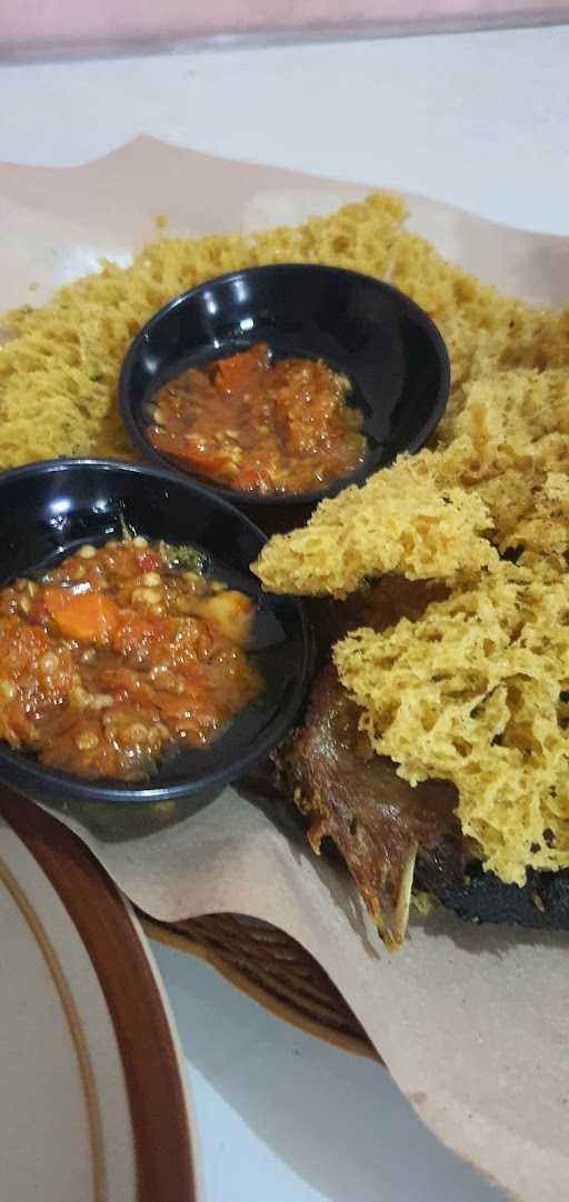 Warung Mbah Mar Ayam Dan Bebek Goreng Kremes 2