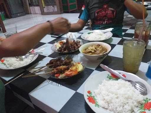 Warung Sate Sapi Suruh 6