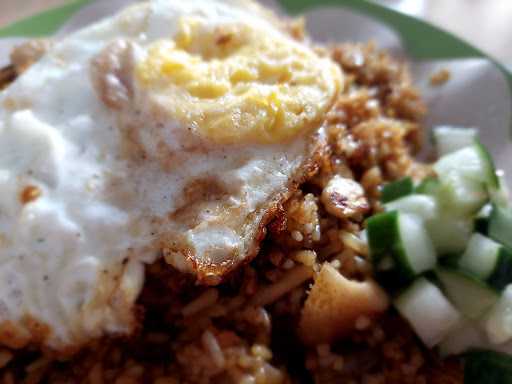 Wm Sokaraja Bu Nanik ( Soto Sokaraja, Nasi Goreng, Gongso, Ayam-Bebek Goreng ) 3