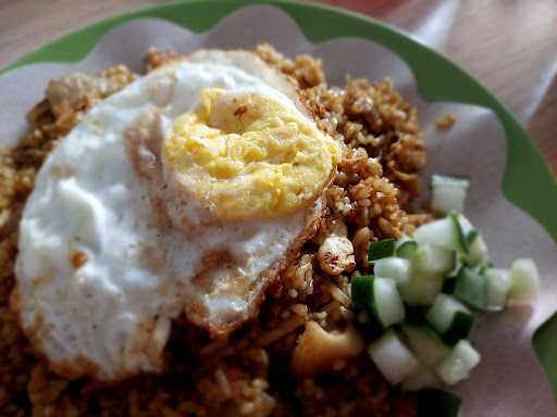 Wm Sokaraja Bu Nanik ( Soto Sokaraja, Nasi Goreng, Gongso, Ayam-Bebek Goreng ) 5