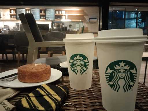 Starbucks Rest Area Km 429A 4