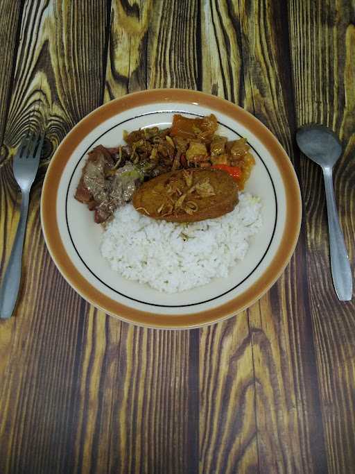 Gudeg Soto Koyor Beteng 8