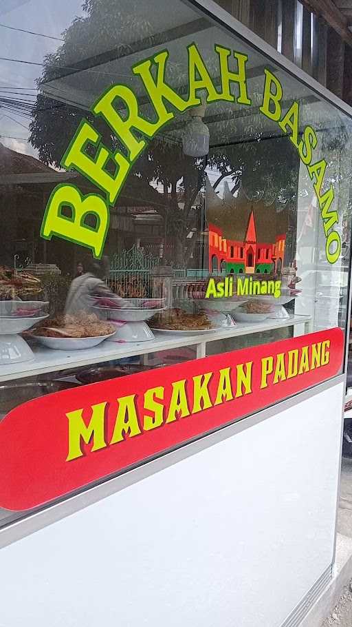 Masakan Padang Berkah Basamo 7