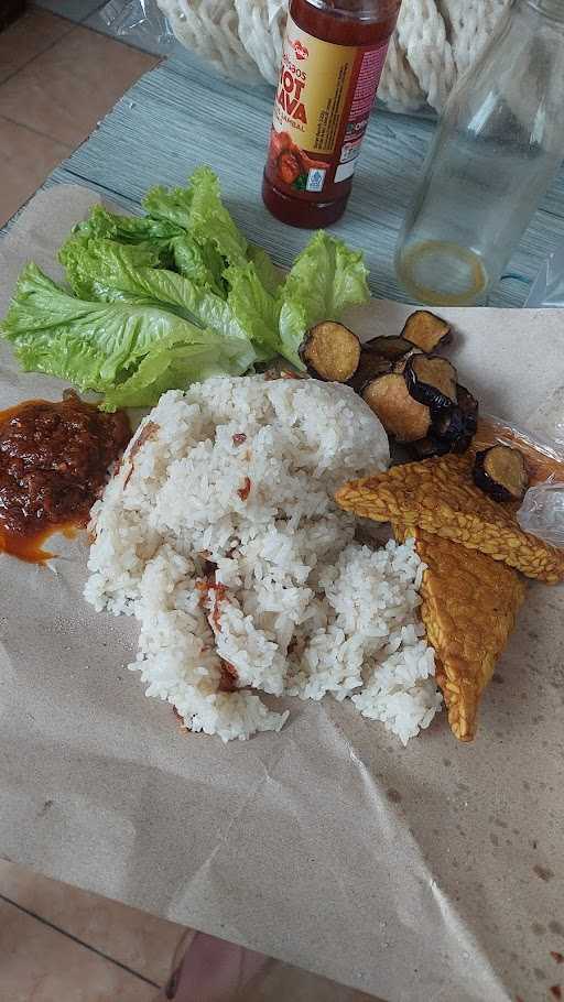 Pecel Lele Nasi Uduk Podomoro 6