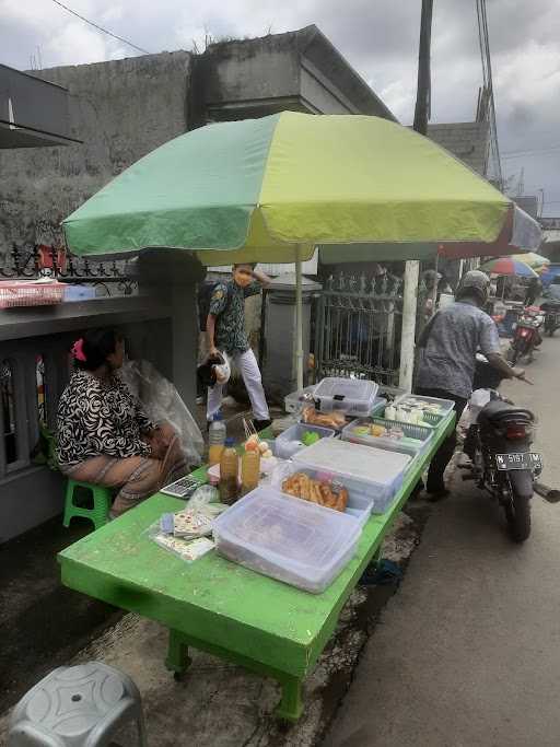 Jajanan Kue Basah Mbak Lik 10