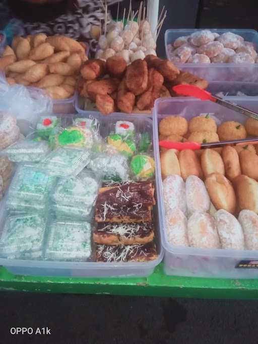 Jajanan Kue Basah Mbak Lik 8