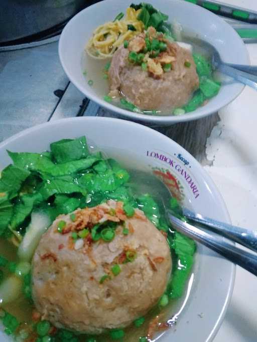 Bakso & Mie Ayam Lumayan 9