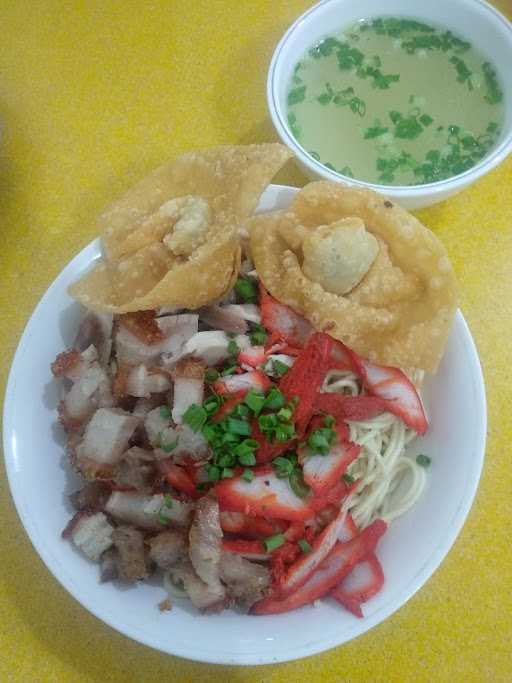 Pangsit Mie Madya 9