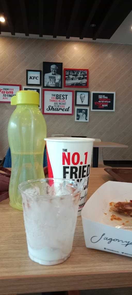 KFC - Ahmad Yani Makassar 9