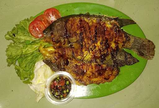 Ayam Bakar Ibu Enok 4