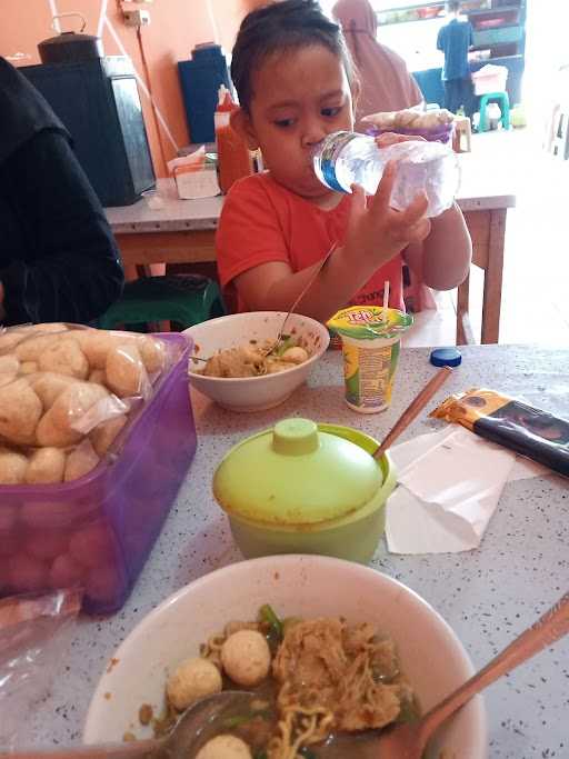 Bakso & Mie Ayam Mang Ade 3