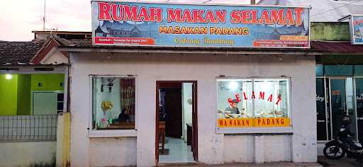 Rumah Makan Padang Selamat 2