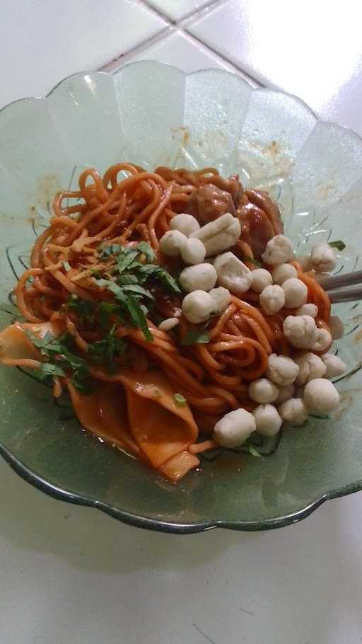 Mie Baso & Seblak Ateu Widha 9