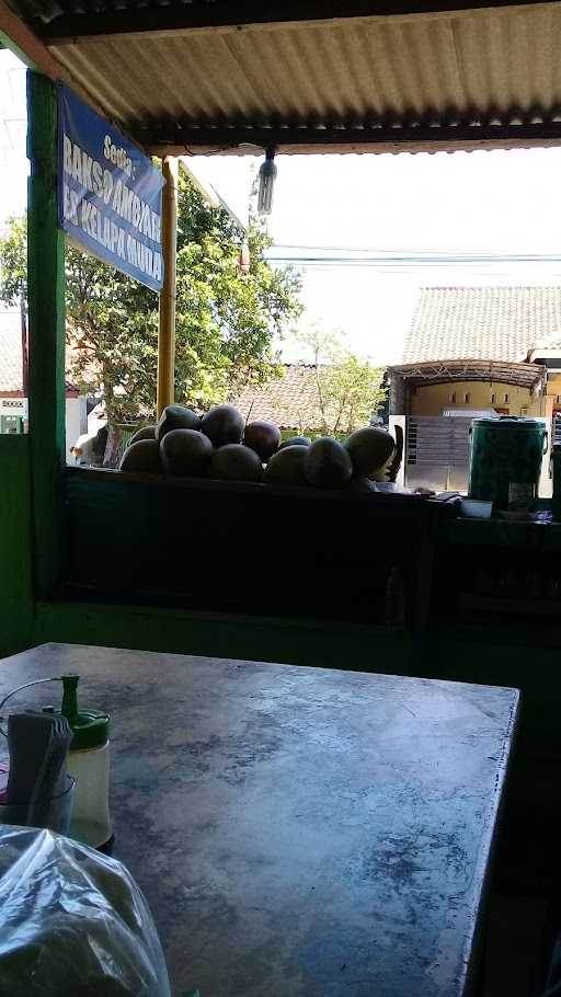 Bakso Soto Ibu Tirah 3